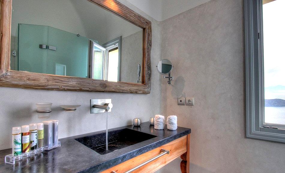 Allure Suites
